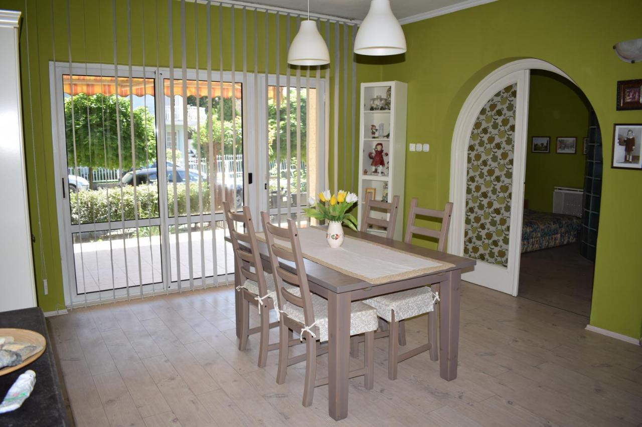 Zsolnay Apartman Siofok Luaran gambar